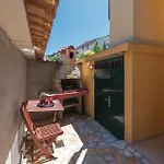 Four-bedroom In Brodarica (Sibenik-Knin)