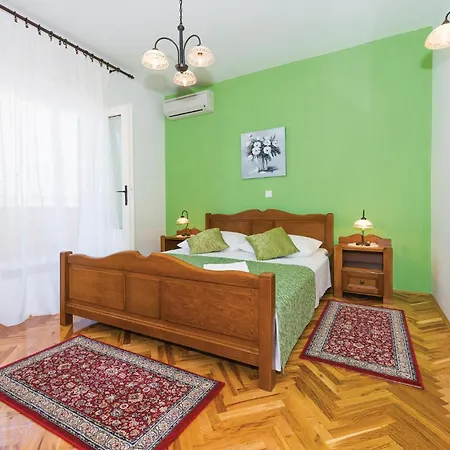 Holiday home Four-bedroom In *