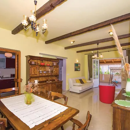 Four-bedroom In * Brodarica (Sibenik-Knin)