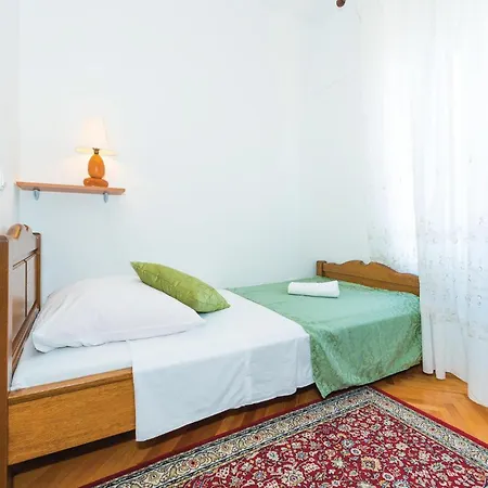 Four-bedroom In * Brodarica (Sibenik-Knin)