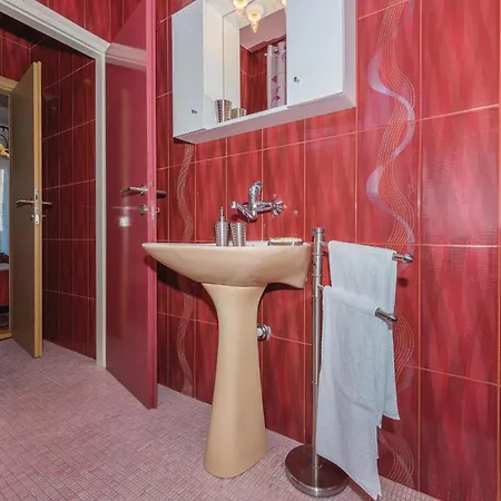 Awesome In Brodarica With Kitchen