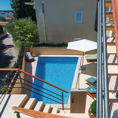 Four-bedroom In Holiday home Brodarica (Sibenik-Knin)