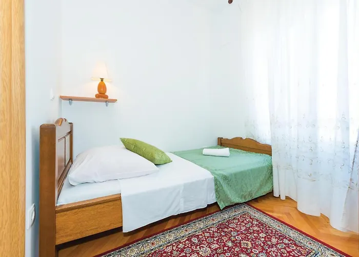 Four-bedroom In * Brodarica (Sibenik-Knin)